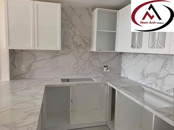 ĐÁ BẾP TRẮNG VÂN MÂY