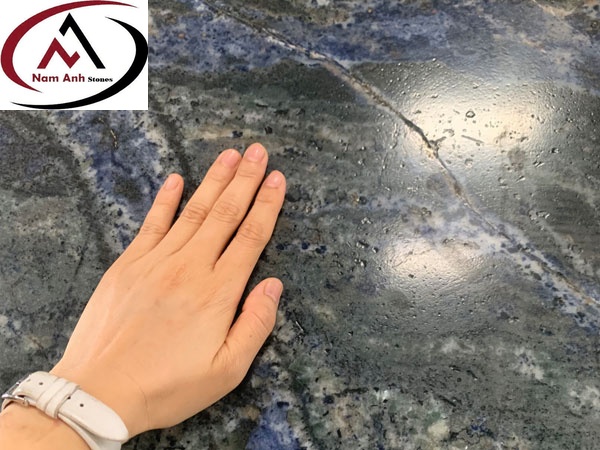 ĐÁ ỐP THANG MÁY SODALITUS